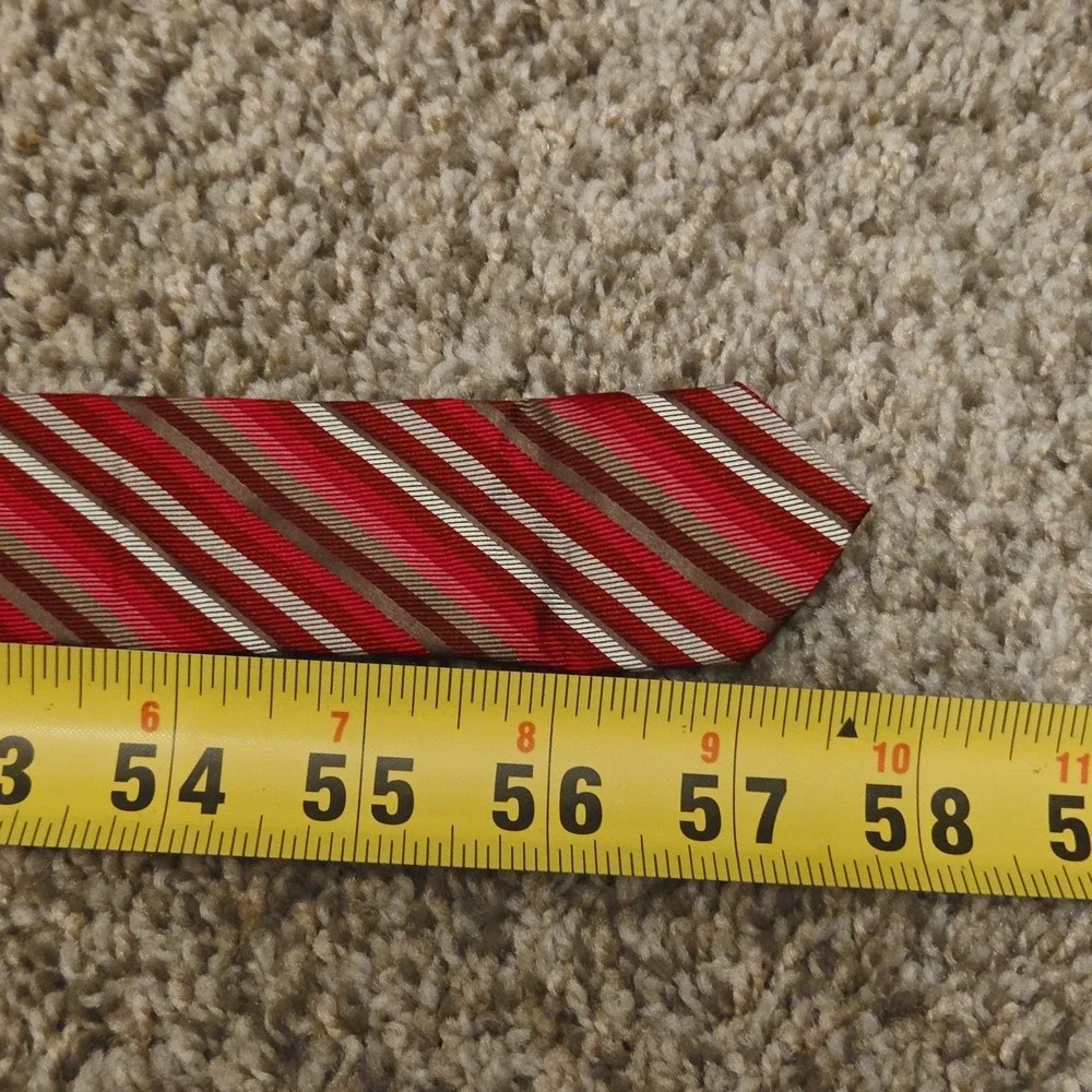 Banana Republic Men's 100% Silk Tie Red Striped Pattern Italy